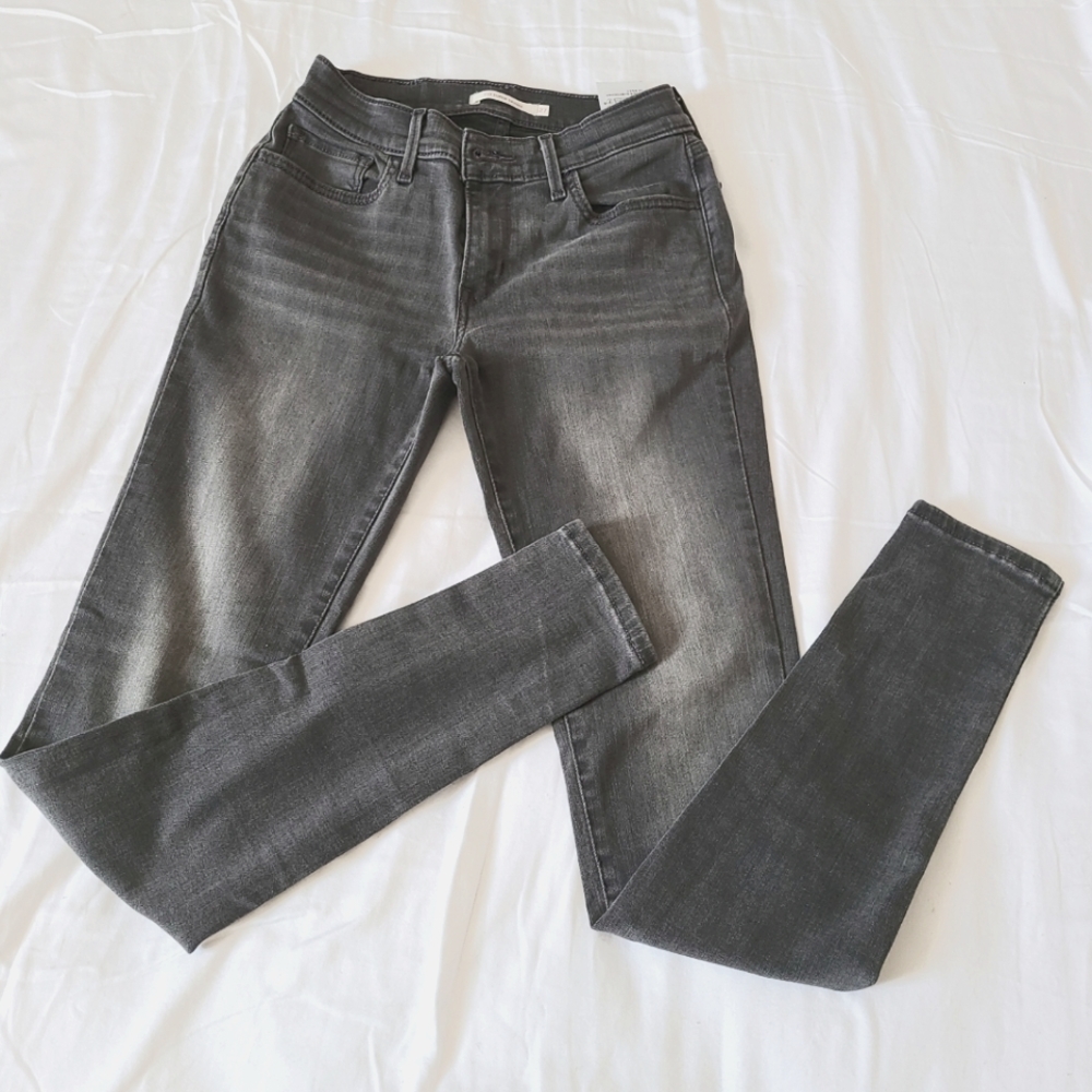 Levi's 710 Super Skinny Jeans